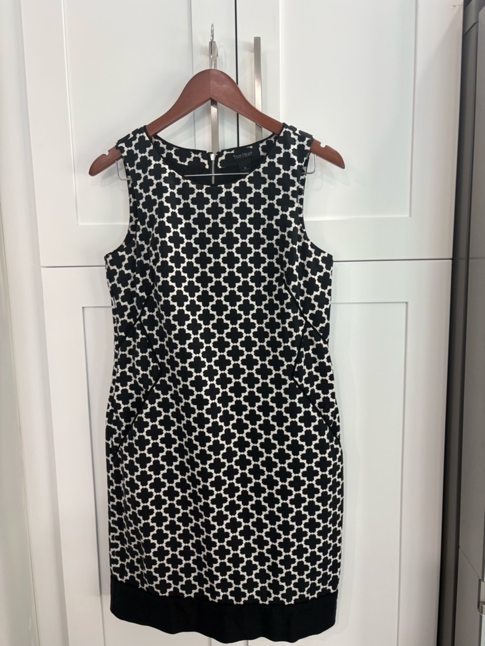 White House Black Market Black & White Geometric Sheath Dress